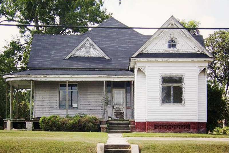 239LouisianaAveMccombMS