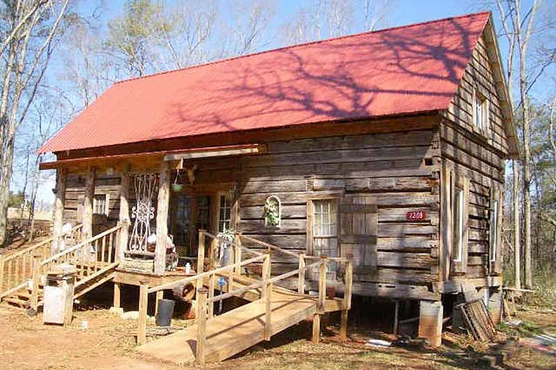 10 Houses Under 50 000 An Historic Log Cabin A Greek Revival