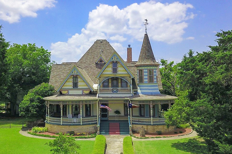 This Painted Lady is a Candy-Colored Dream Come True!