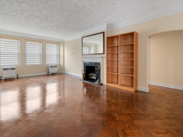 1640 E 50th St Unit 17B, Chicago, IL 60615-12