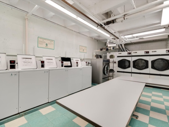 1640 E 50th St Unit 17B, Chicago, IL 60615-29