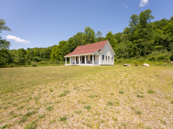 10 Cottage 4