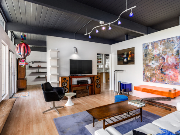 8716 NW 4th Pl-59