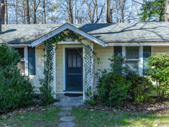 OI Boxwood Cottage