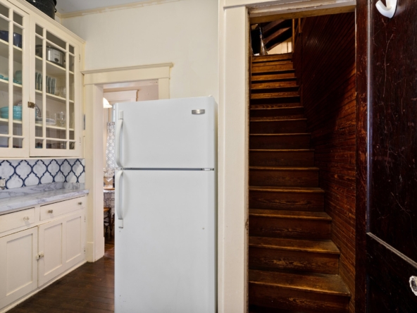 466 Michigan Ave-123