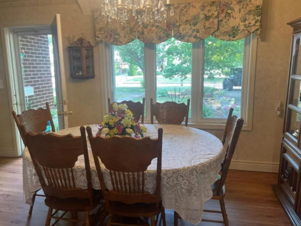 846 E Maple St, Hoopeston, IL, 60942-25