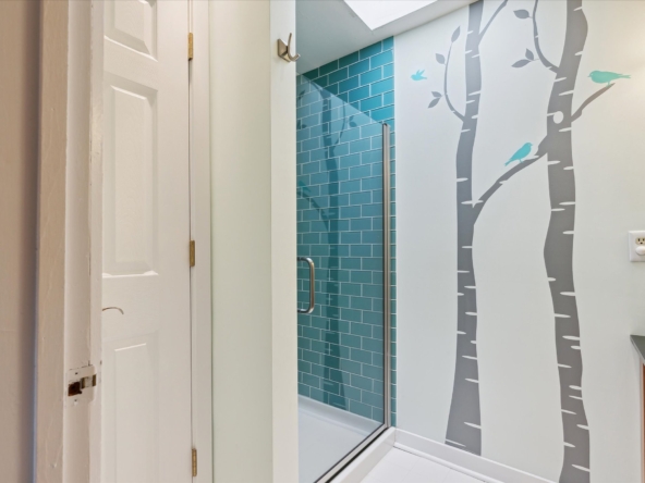 36-329-Ann-Arbor-St-Manchester-MI-48158-WindowStill-29