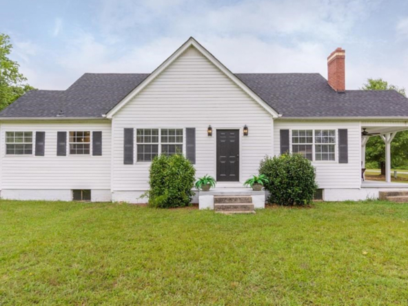 8215 Hinshaw Shop Rd, Liberty, NC 27298-01