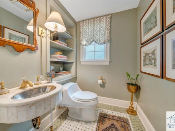 975 Riverside Dr Bassett, VA 24055-12