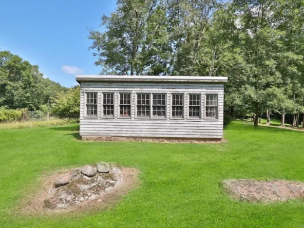 101 Old Route 304, Clarkstown, NY 10956-23