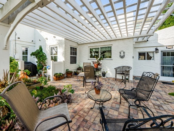 61-web-or-mls-Patio 1