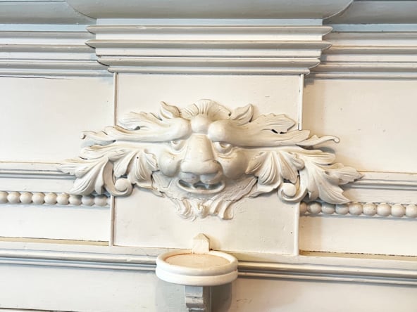 Mantel detail 2