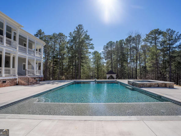 1011 Dogwood Dr, Greensboro, GA 30642-4