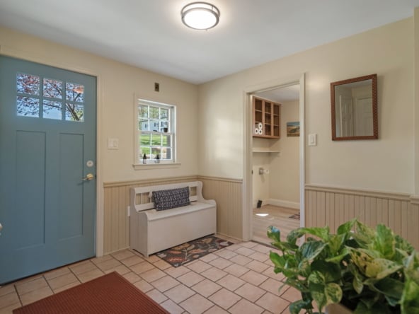 Mudroom 938 charlton