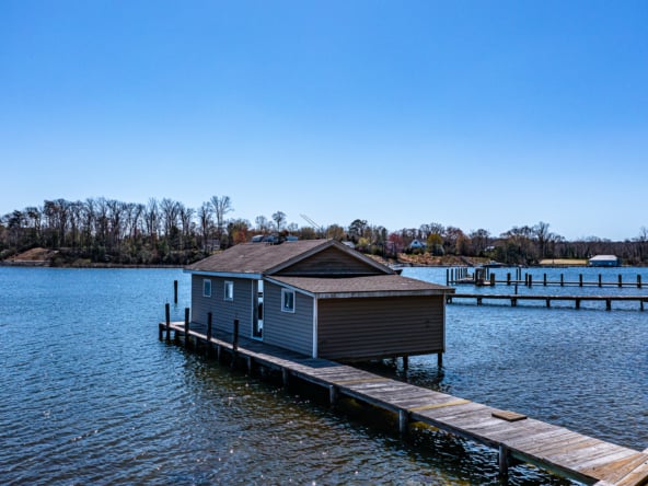 391 Steamboat Rd - Boathouse