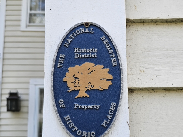 35 WKPM Historic plaque