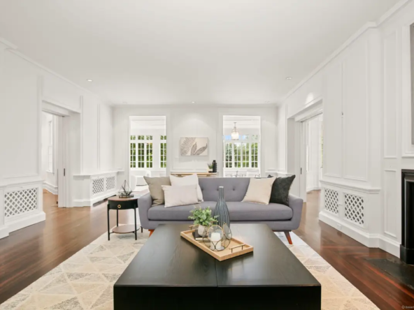 14 Meadow Drive Greenwich, CT 06831-10