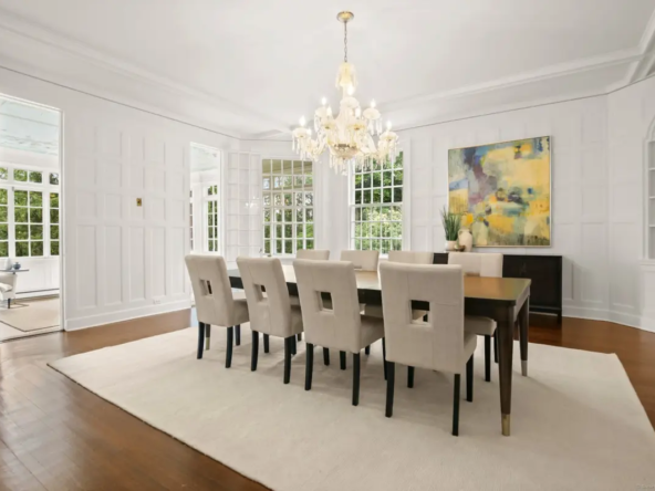 14 Meadow Drive Greenwich, CT 06831-13