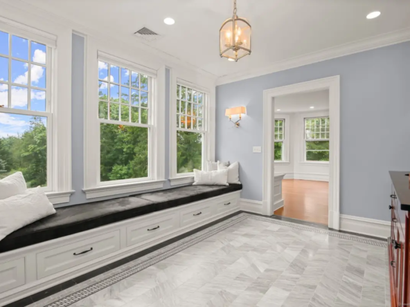 14 Meadow Drive Greenwich, CT 06831-32