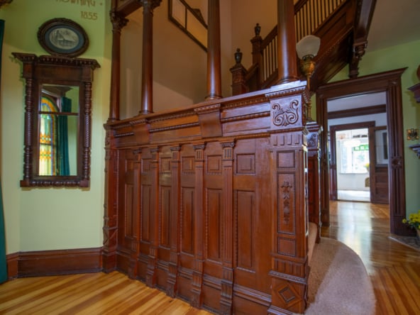 14-staircase-woodwork