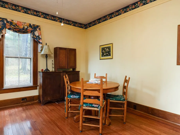 19 Lincoln St, Wellsboro, PA 16901-24