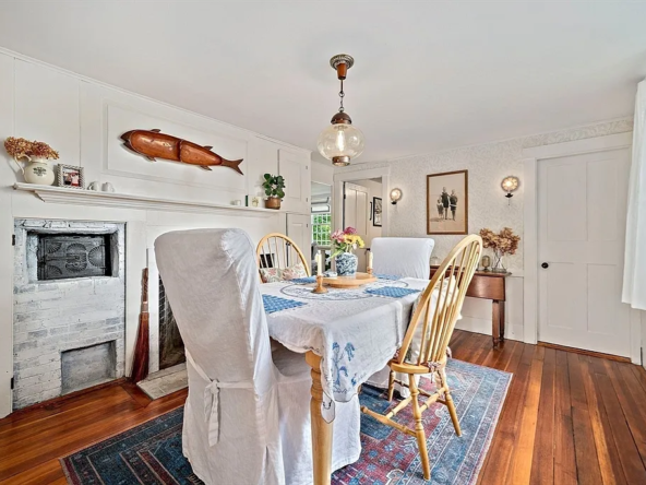 583 Main St, Hingham, MA 02043-9