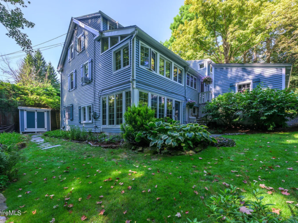 85 E Main St, Stockbridge, MA 01262-2