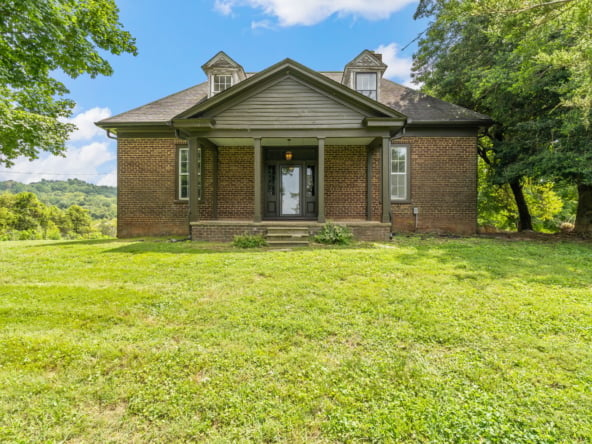 1-web-or-mls-2179 Hiwassee Road-59