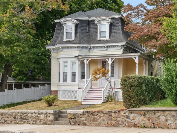 120 E Haverhill St, Lawrence, MA 01841-1