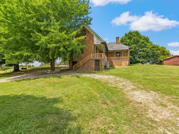 61-web-or-mls-2179 Hiwassee Road-47