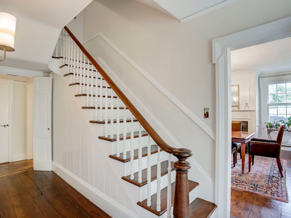 02 9 Schoolhouse Lane Tewksbury Township -- main stair