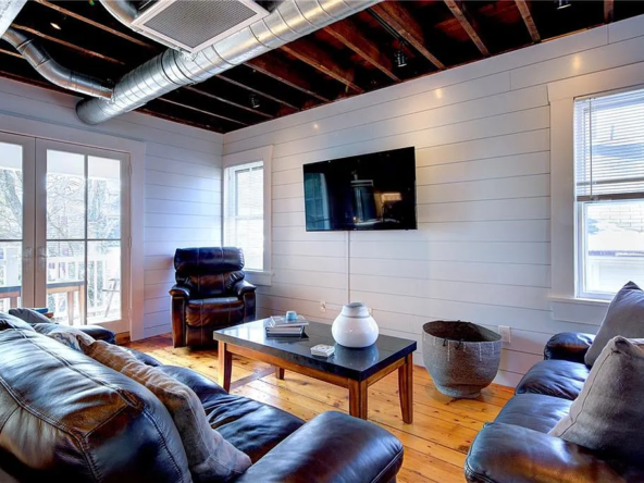 75 Mary St, Newport, RI 02840-12