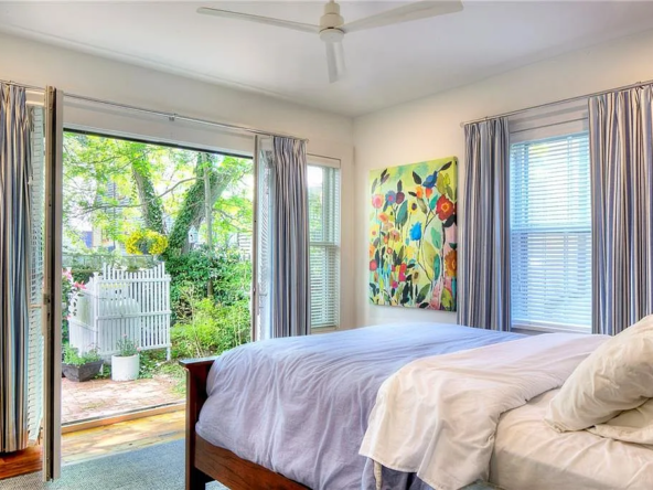 75 Mary St, Newport, RI 02840-32