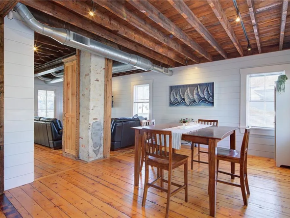 75 Mary St, Newport, RI 02840-7