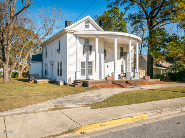 227 Blount Street, Winterville, NC 28590-24