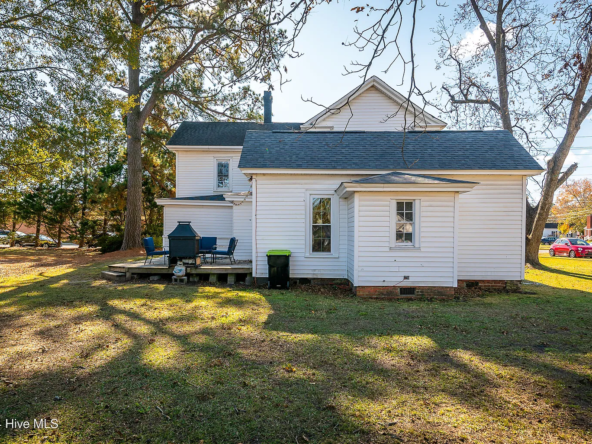 227 Blount Street, Winterville, NC 28590-29