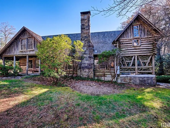 3585 Cashiers Road, Highlands, NC 28741-1