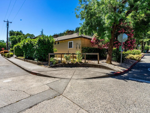 1139 Lincoln Ave, Calistoga, CA 94515-32