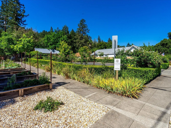 1139 Lincoln Ave, Calistoga, CA 94515-42