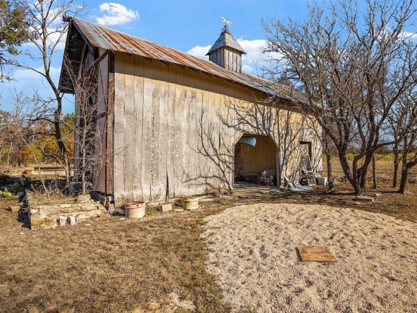 6671 N Grape Creek Rd, Fredericksburg, TX 78624-45