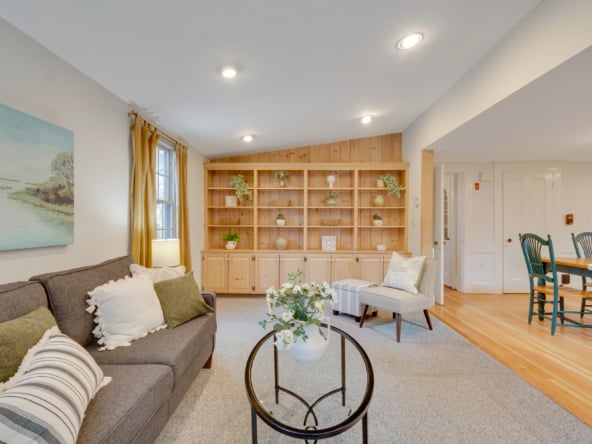 17-family-room
