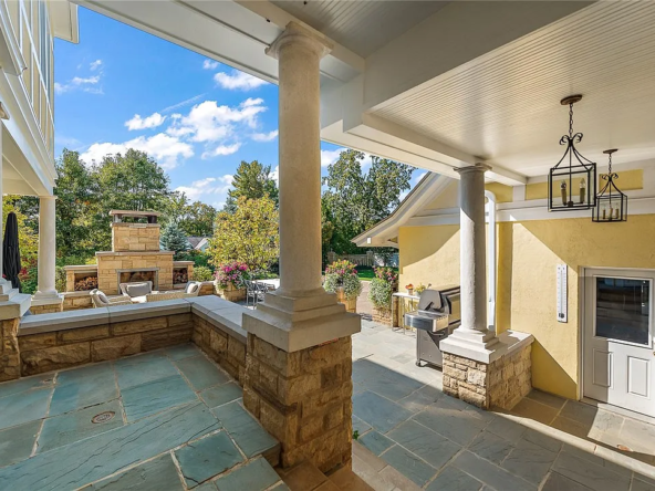 609 Academy Ave, Sewickley, PA 15143-44