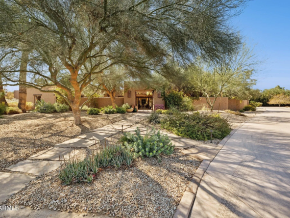 8008 N 66th St, Paradise Valley, AZ 85253-16