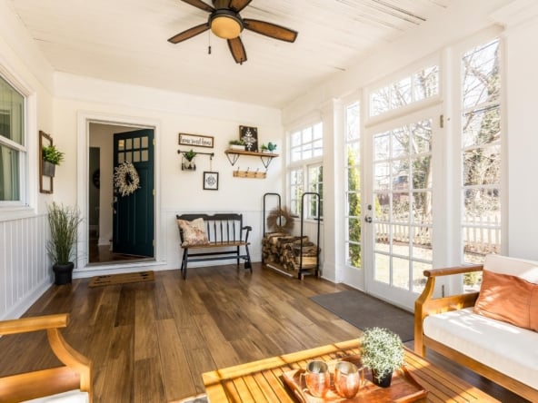 08-Sun Room