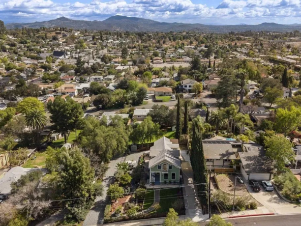 203 E 9th Ave, Escondido, CA 92025-41