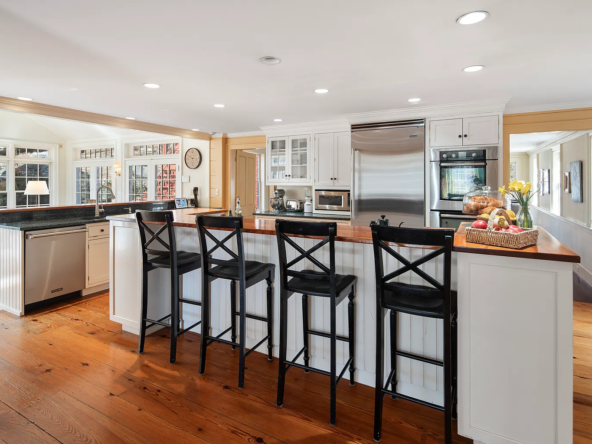 247 Mill Road, New Canaan, CT 06840-11