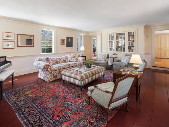 247 Mill Road, New Canaan, CT 06840-18