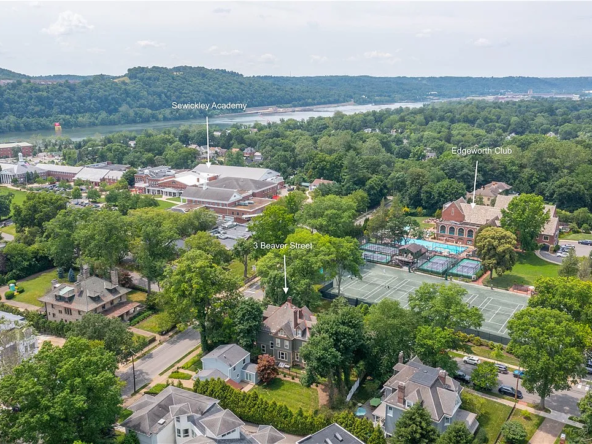 3 Beaver St, Sewickley, PA 15143-2