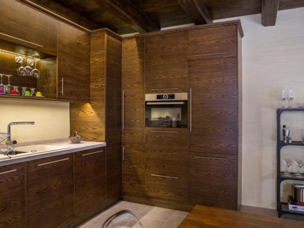 kitchen oven fridge