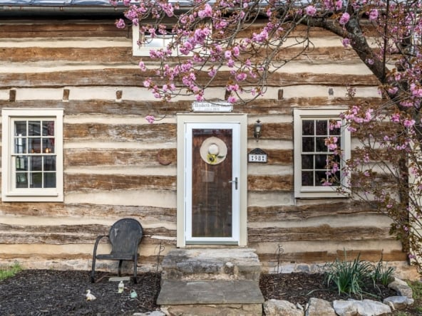 06-Front Door